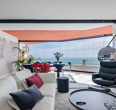28-luxury Penthouse With Stunning Views Benalmadena!